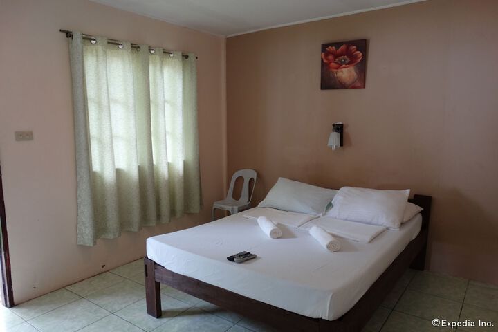 Room 10 of 42