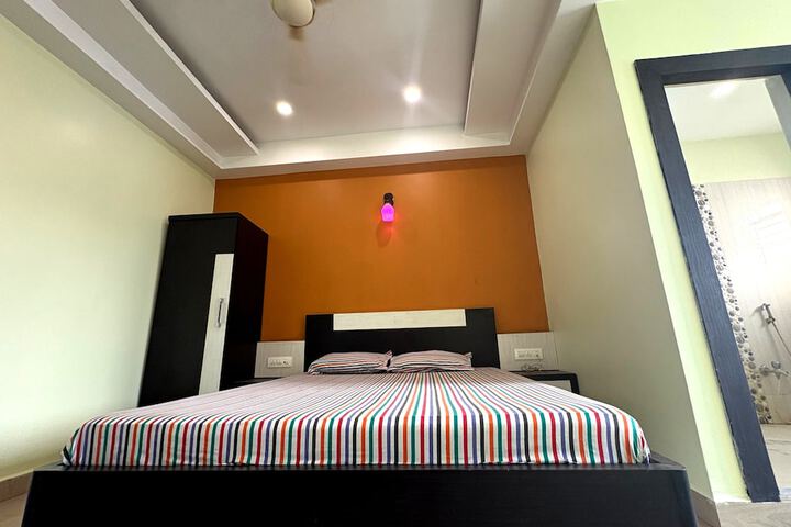 Room 11 of 61