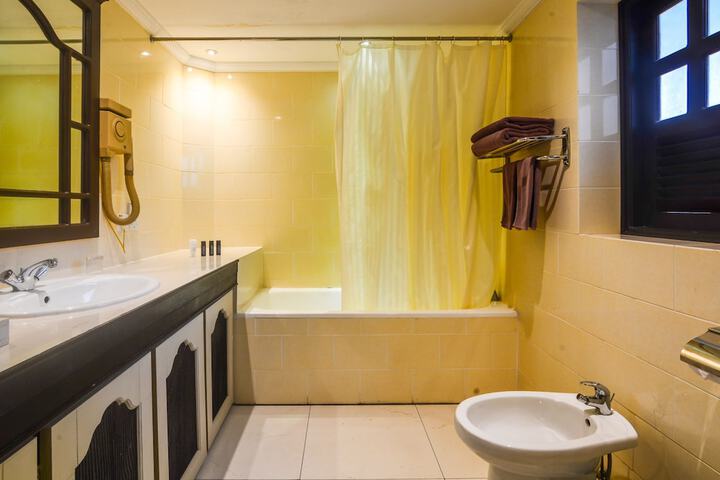 Bath Photo