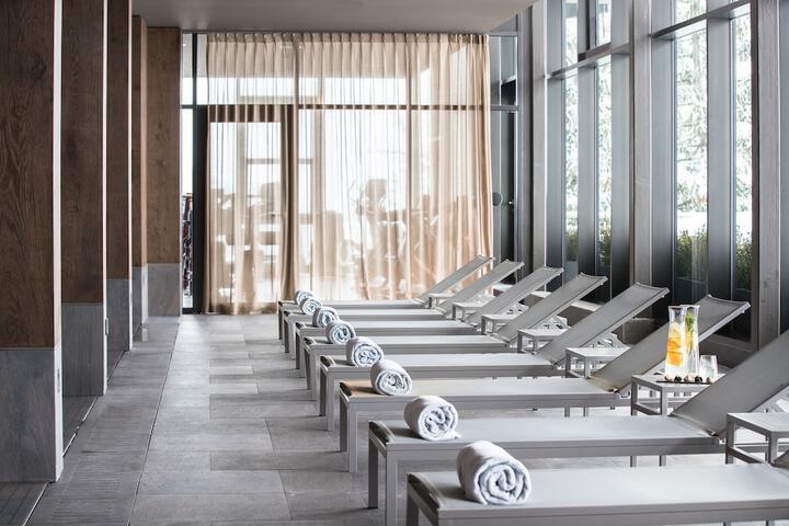 Pools & Facilities