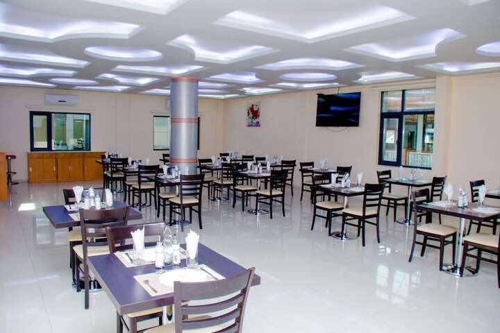 Business Center 42 of 47