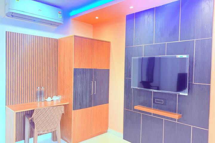 Room 15 of 27