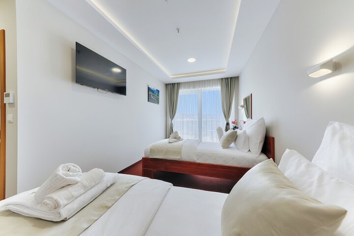 Room 12 of 56