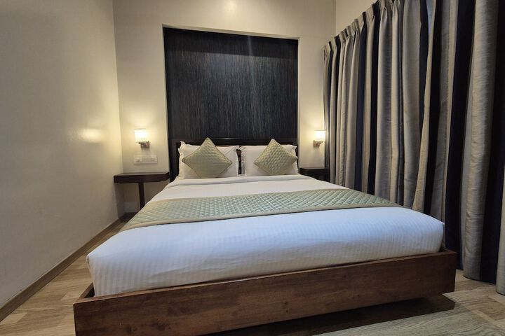 Room 21 of 25