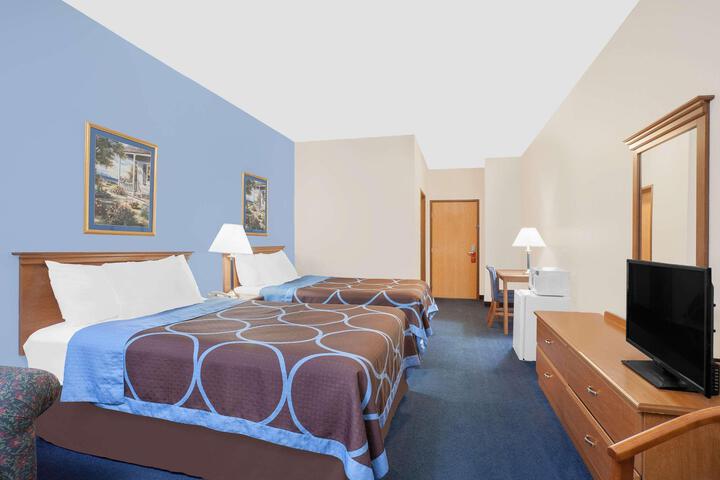 2 Double Beds Deluxe Room (2 of 9)