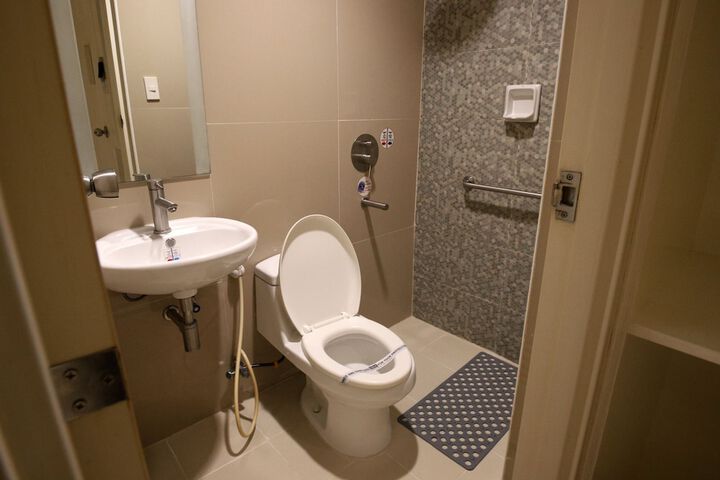 Bath Interior