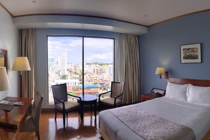 Room 12 of 70