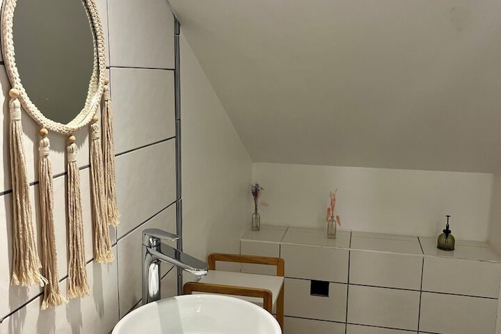 Room 14 of 22