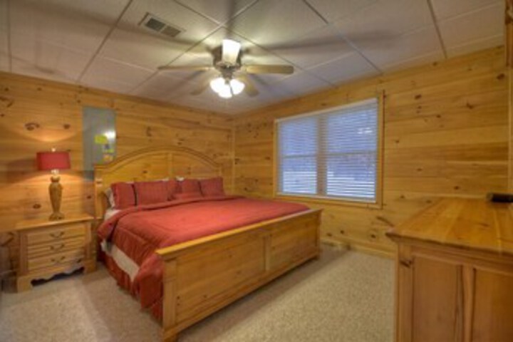 Room 54 of 57