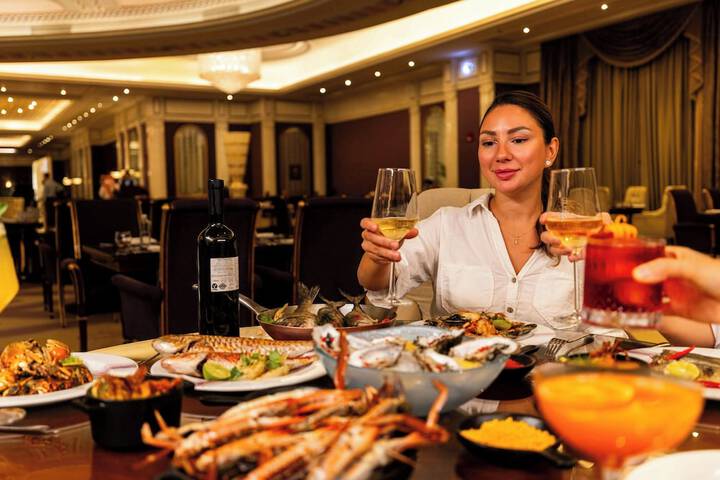 Dining 94 of 115