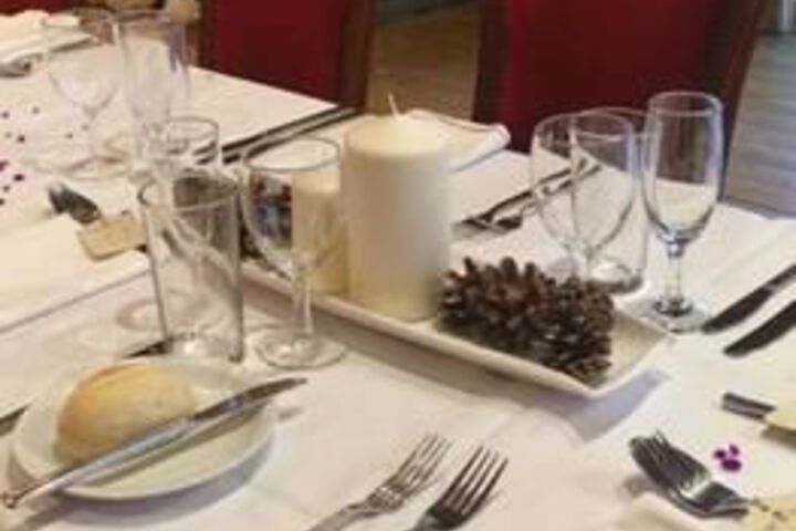 Dining 5 of 23