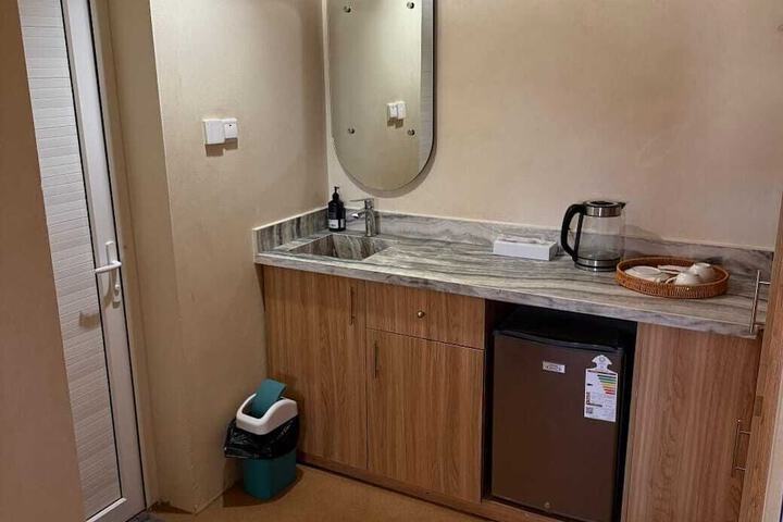Room 2 of 22