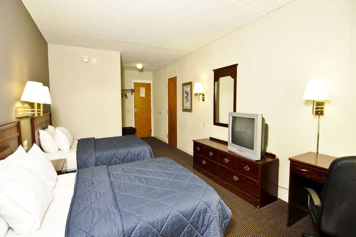 Room 16 of 43