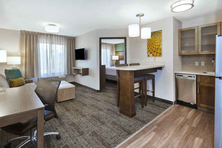 1 King Studio Suite (8 of 41)