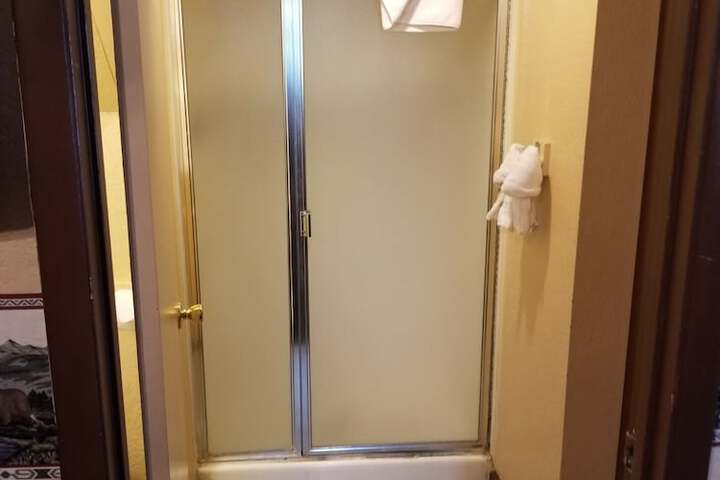 Room 110 of 149