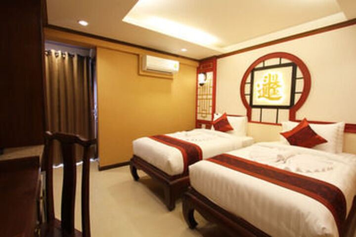 Room 92 of 145