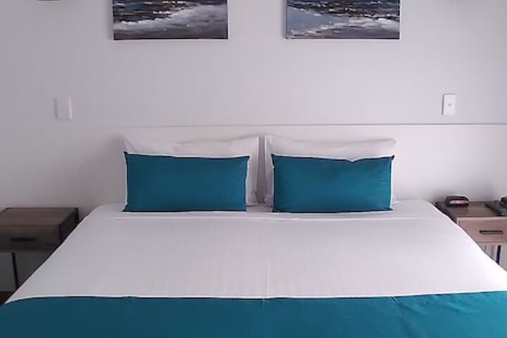 Room 18 of 30