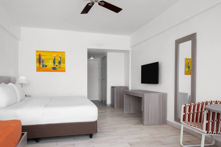 Room 15 of 98