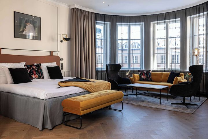 Room 40 of 76