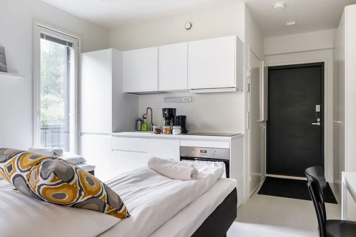 Room 2 of 14