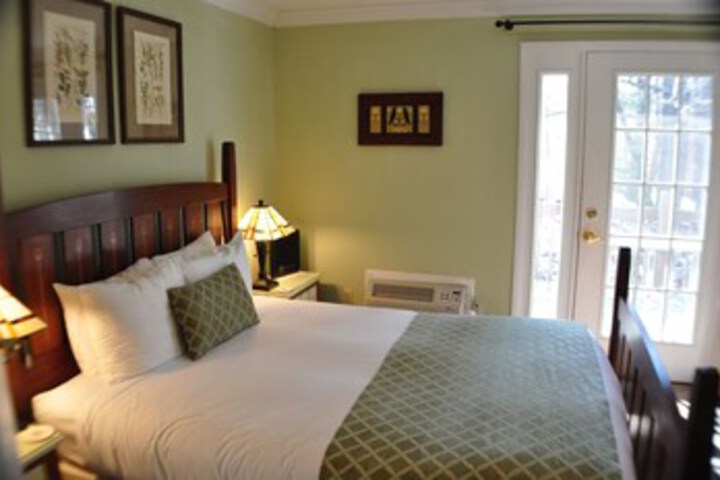 Room 15 of 16