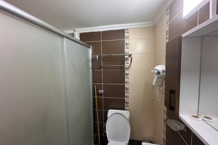 Room 154 of 171