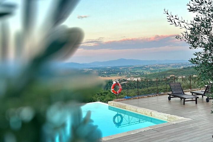 Pool 54 of 129