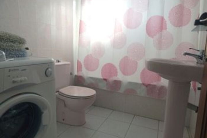 Room 2 of 11