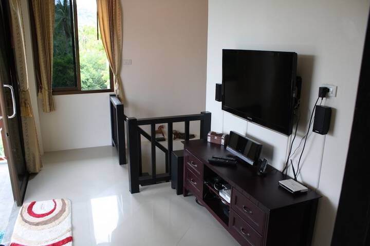Room 12 of 16