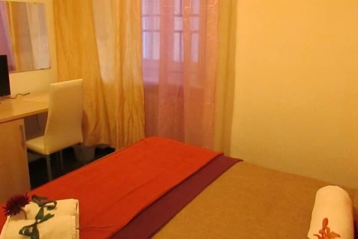 Room 5 of 23