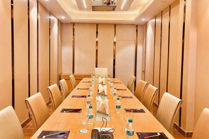 Business Center 99 of 110