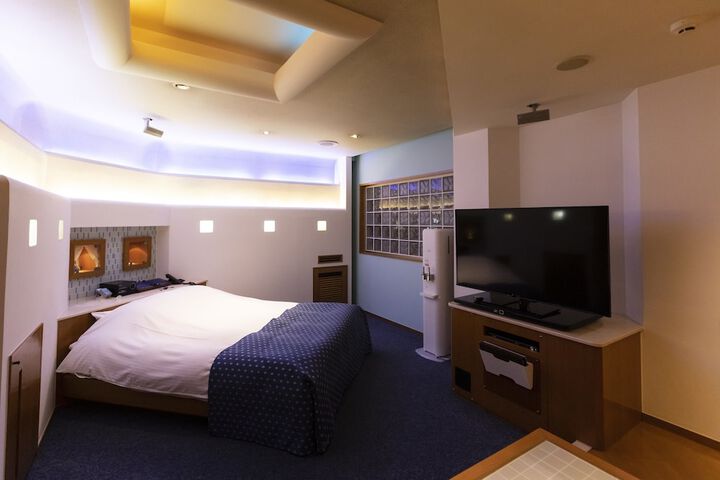 Room 11 of 41