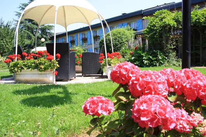 Outside Photo