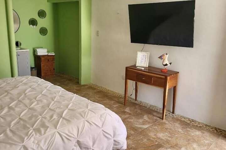 Room 2 of 16