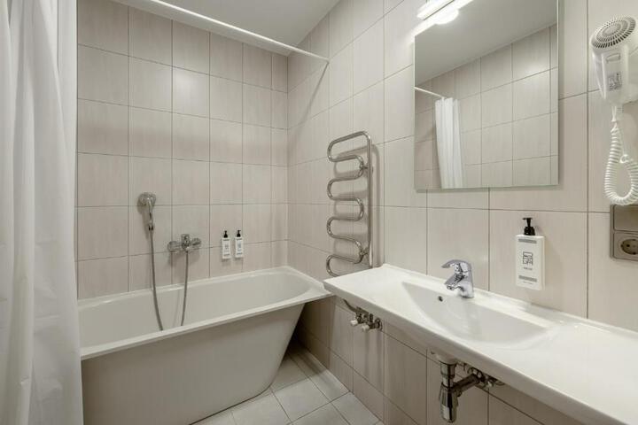 Photo 20
