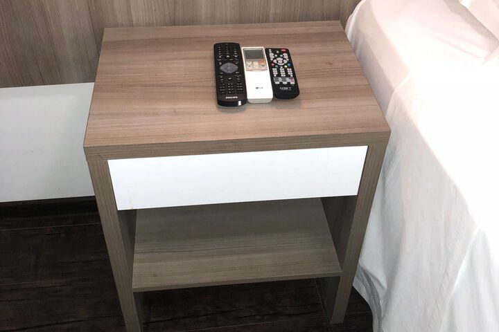 Room 26 of 42