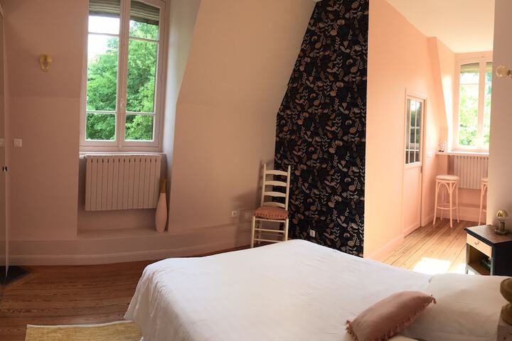 Room 4 of 53