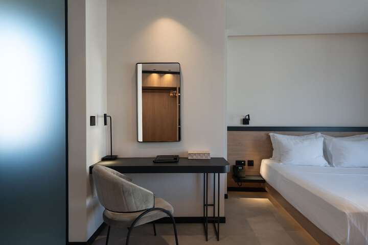Room 35 of 57