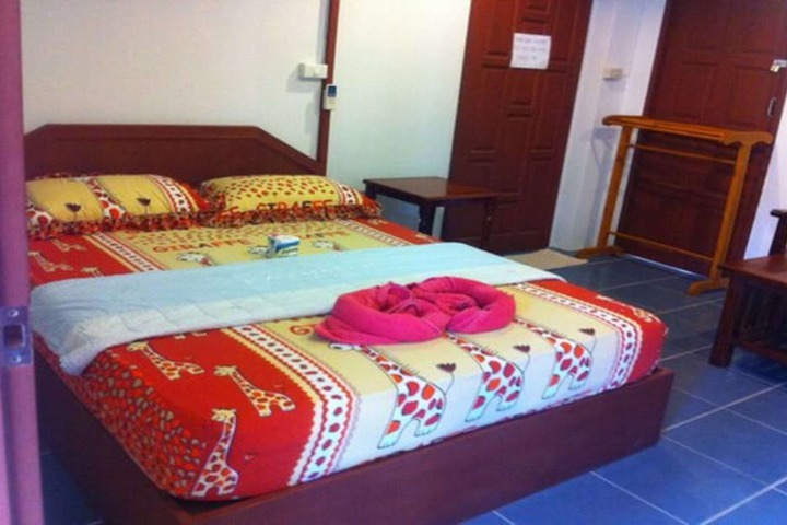 Room 18 of 36