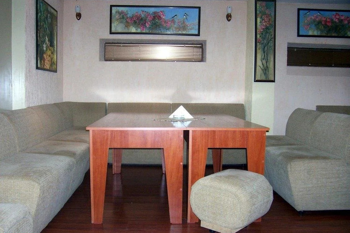 Room 3 of 12