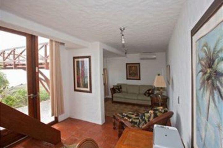 Room 20 of 28