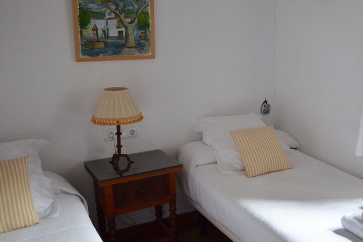 Room 6 of 72