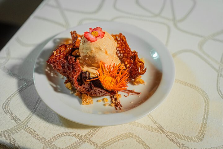 Dining 66 of 104