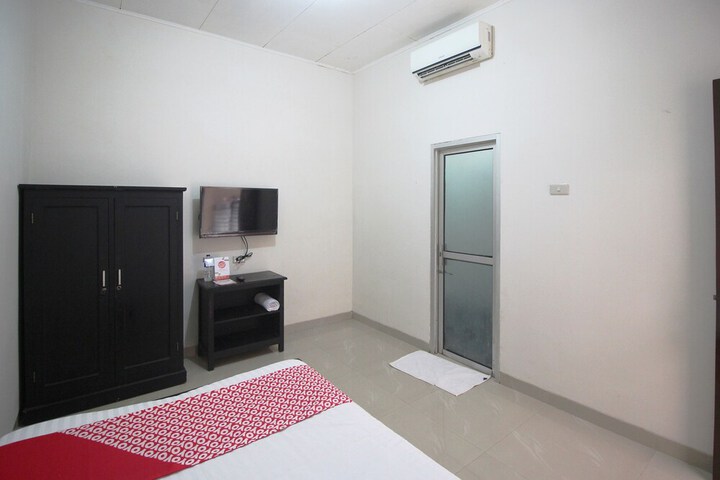 Room 12 of 34