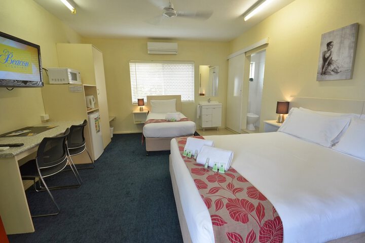 Room 51 of 102