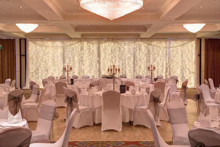 Ballroom/Hall 41 of 49