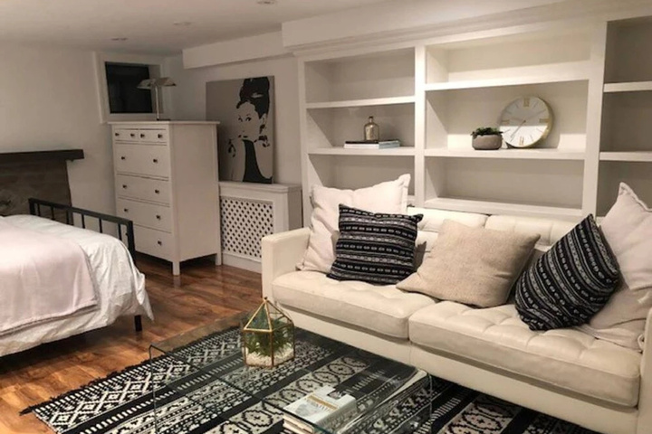 Designer Luxury 5 Bedroom Family Home