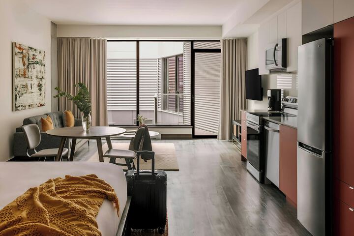 Room 51 of 72