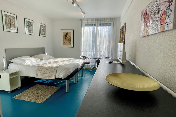 Room 7 of 29