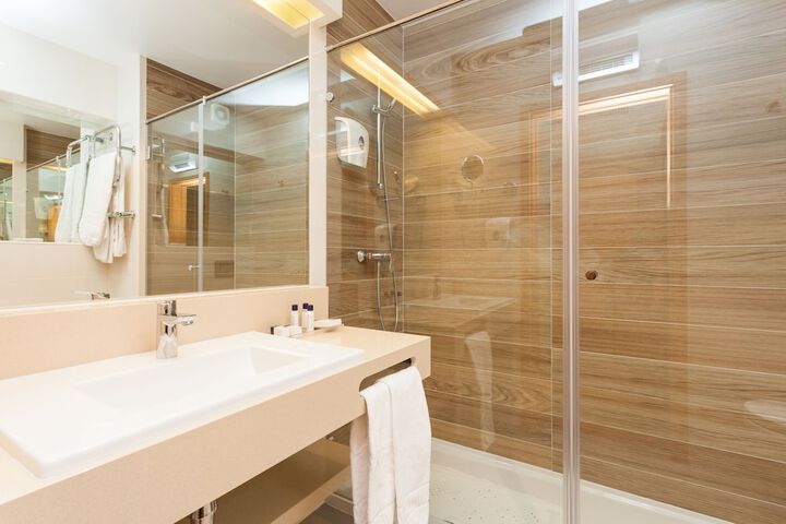 Clean Restrooms